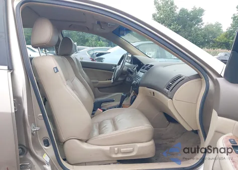 2005 Honda Accord 3.0 Ex z USA, uszkodzony, nr VIN 1HGCM66555A043632